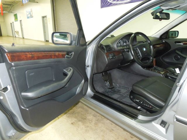 2005 BMW 3 series STX XL XLT FX2 Lariat