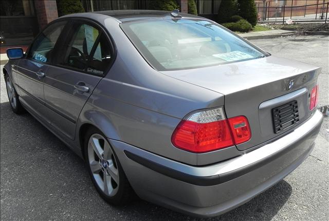 2005 BMW 3 series 2.0T Cabriolet 2D