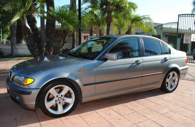 2005 BMW 3 series STX XL XLT FX2 Lariat