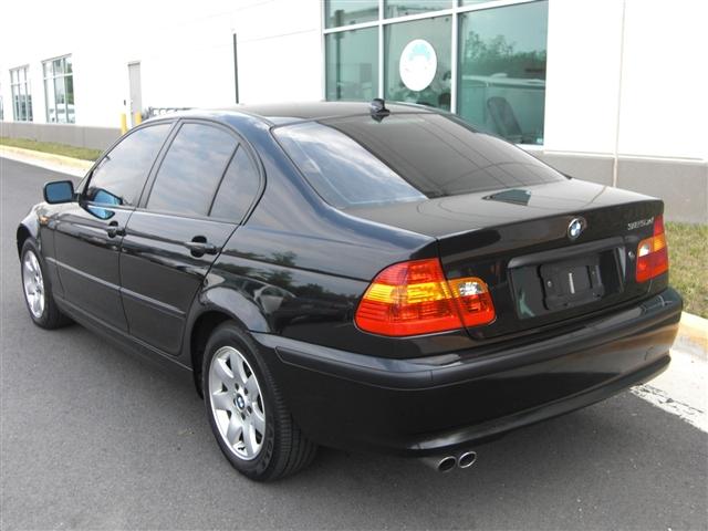 2005 BMW 3 series 323i 4dr Sdn Sedan