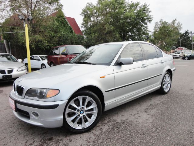 2005 BMW 3 series 4WD 4dr Heat