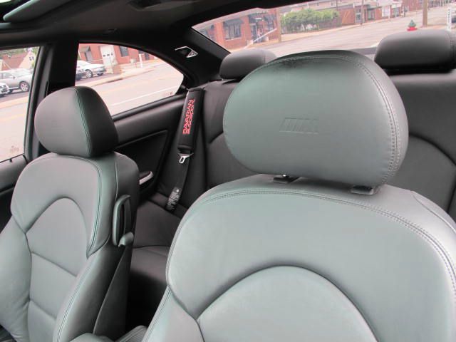 2005 BMW 3 series Sl-awd-2nd Bench-cd Player-1 Owner