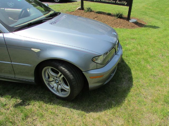2006 BMW 3 series W/6-passenger Seating