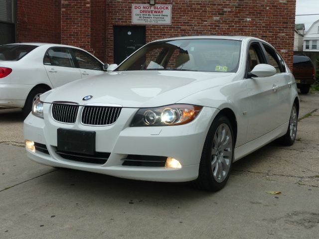 2006 BMW 3 series 4WD 4dr Heat