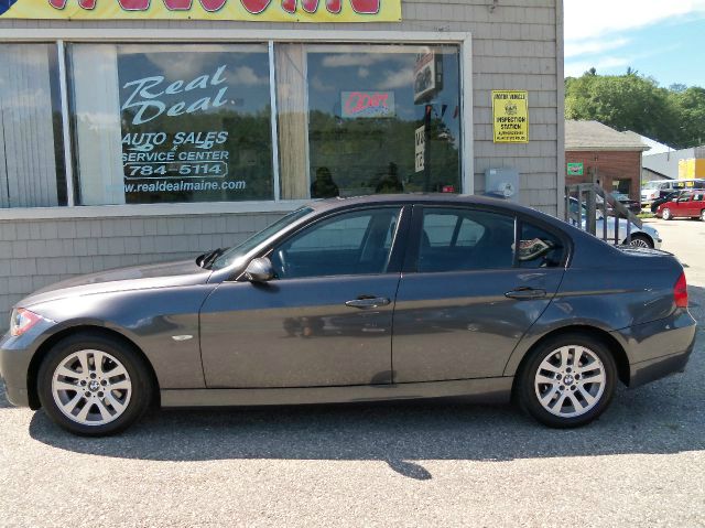 2006 BMW 3 series 2WD 4dr Heat