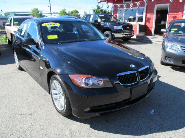 2006 BMW 3 series 2WD 4dr Heat