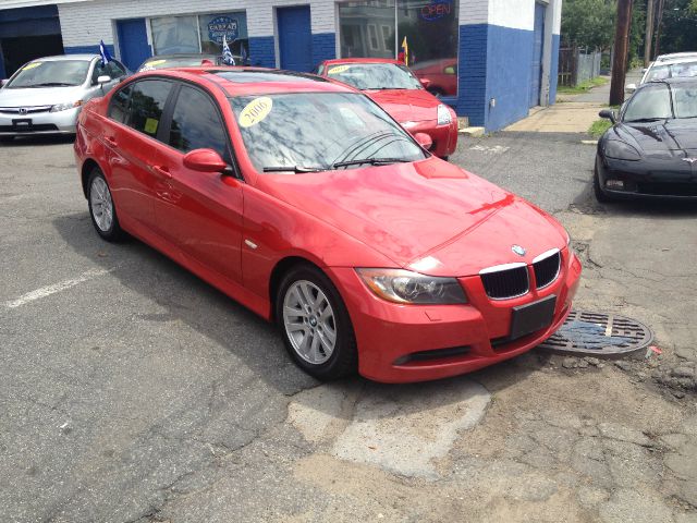 2006 BMW 3 series 2WD 4dr Heat