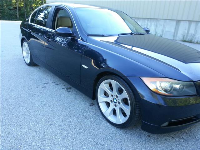 2006 BMW 3 series Lariat Crew 4X4 (gladbrook)