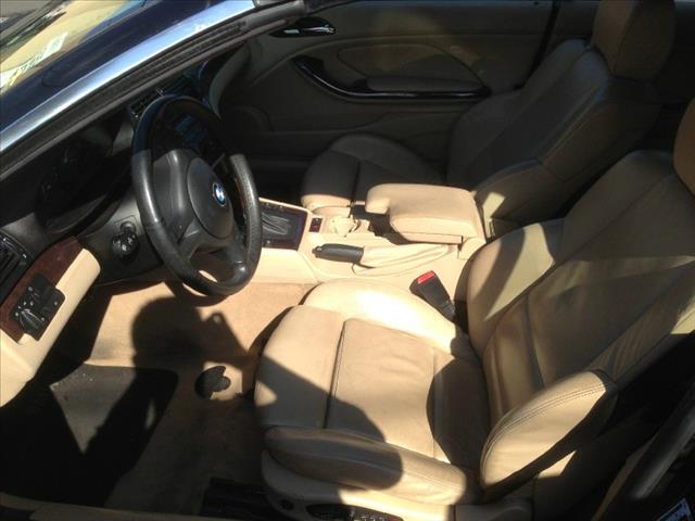 2006 BMW 3 series CREW CAB 126.0 WB 1SE LS