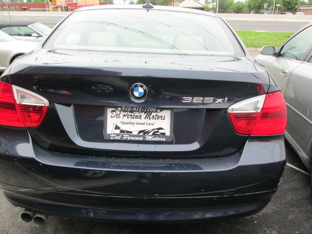 2006 BMW 3 series 2WD 4dr Heat