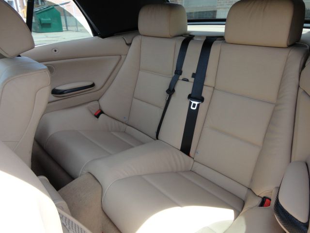 2006 BMW 3 series W/6-passenger Seating
