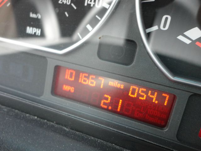 2006 BMW 3 series W/6-passenger Seating