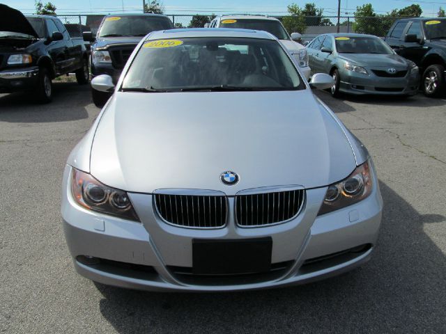 2006 BMW 3 series 4WD 4dr Heat