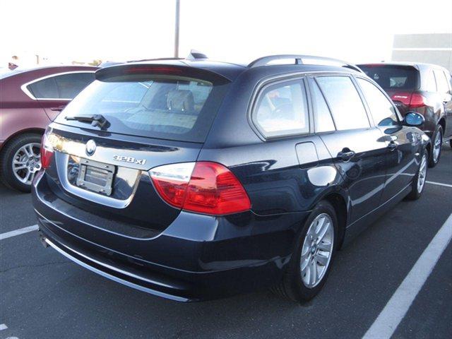 2007 BMW 3 series LS 4X4 PLOW
