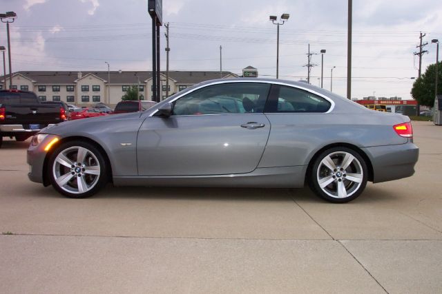 2007 BMW 3 series Base Sport +