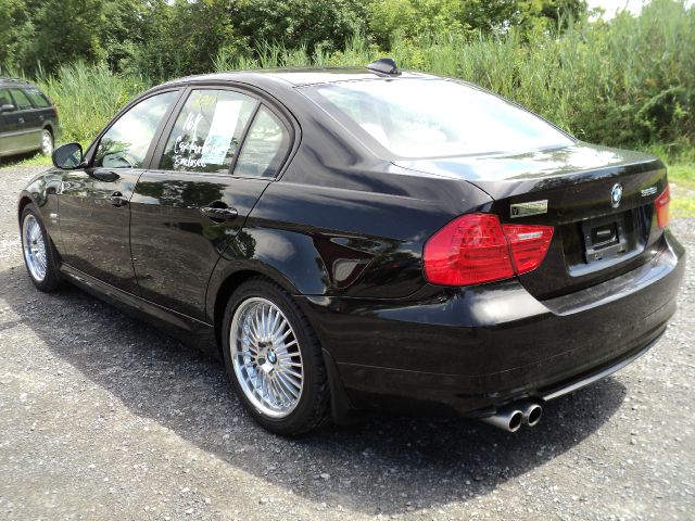 2011 BMW 3 series EXT WB W/1sb PKG