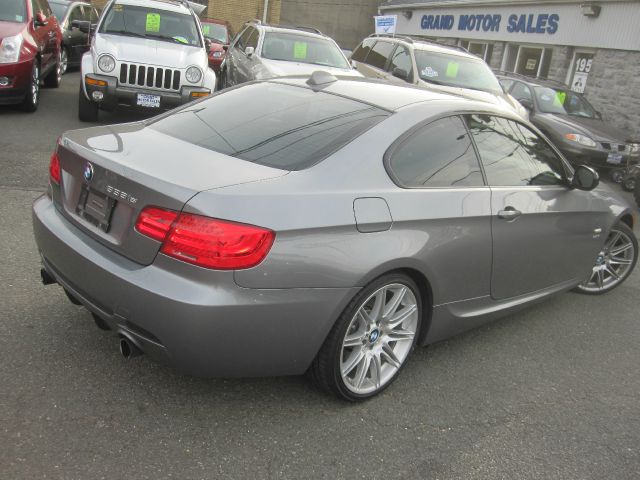 2011 BMW 3 series Base Sport +