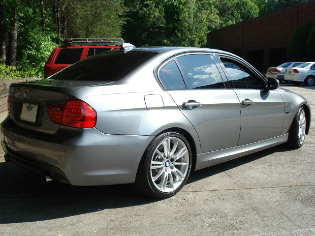 2011 BMW 3 series S FE Plus