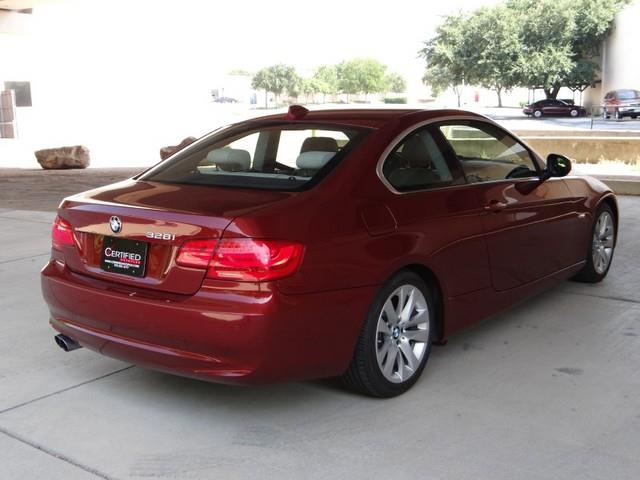 2011 BMW 3 series GTOS WGN GLT W/sunroof