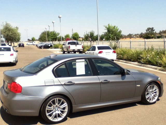 2011 BMW 3 series S FE Plus