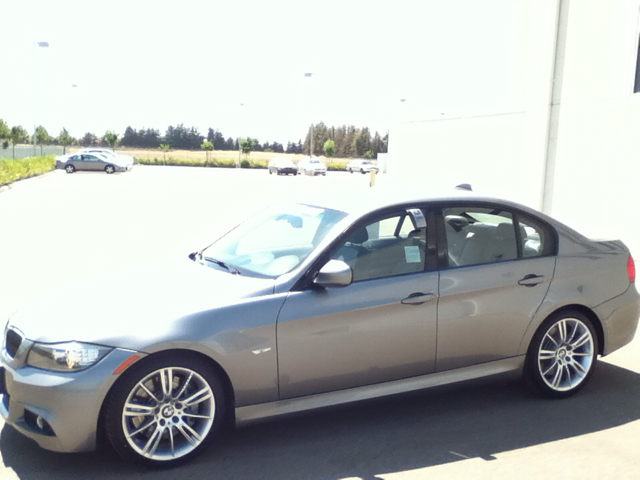 2011 BMW 3 series S FE Plus