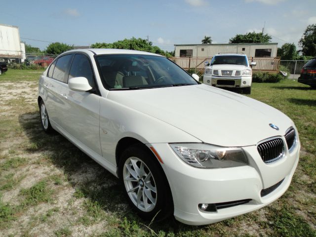 2011 BMW 3 series Supercab-short-xlt-4wd-e85-sync-1 Owner