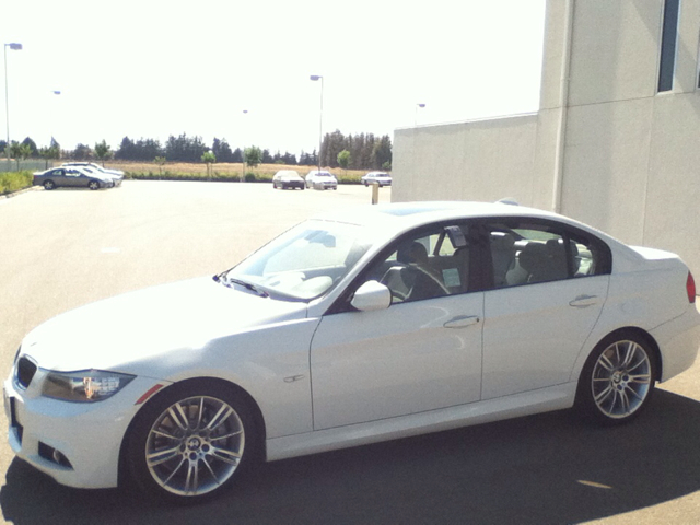 2011 BMW 3 series S FE Plus