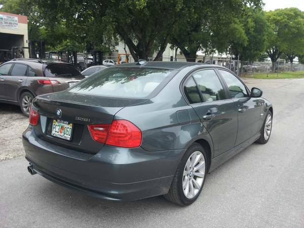 2011 BMW 3 series EXT WB W/1sb PKG