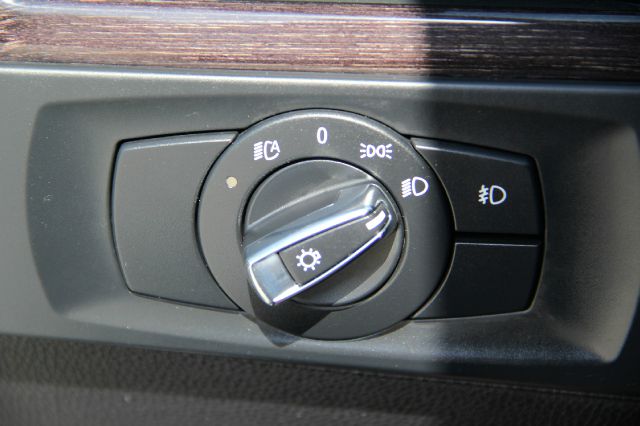 2012 BMW 3 series S FE Plus