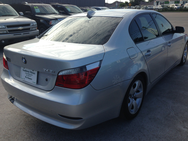 2004 BMW 5-Series QUAD CAB SLT Laramie