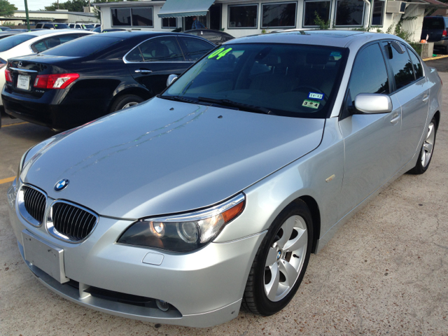 2004 BMW 5-Series QUAD CAB SLT Laramie