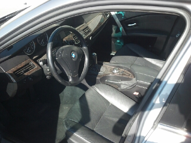 2004 BMW 5-Series Luxury Premier