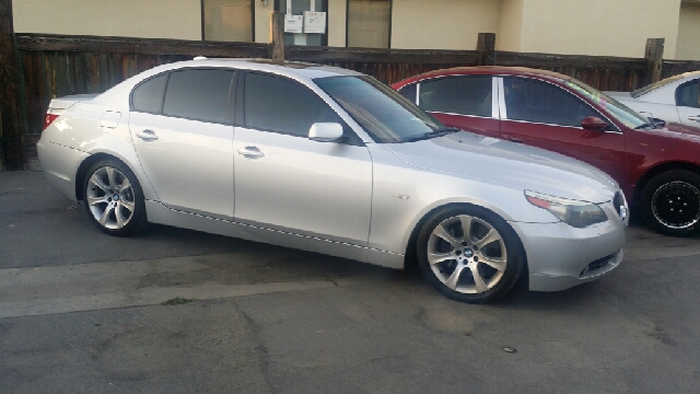 2005 BMW 5-Series QUAD CAB SLT Laramie