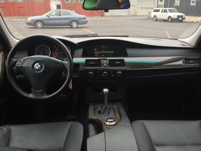 2006 BMW 5-Series Luxury Premier
