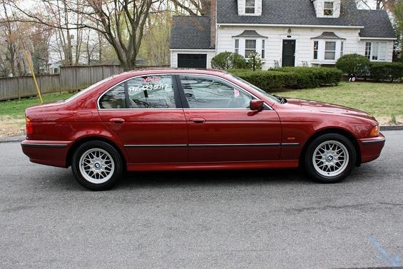 1999 BMW 528i Unknown