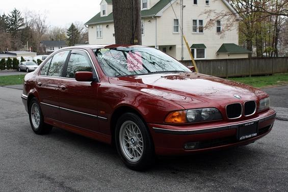 1999 BMW 528i Unknown