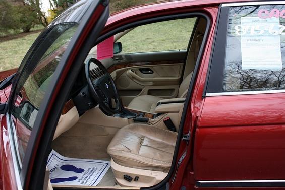 1999 BMW 528i Unknown