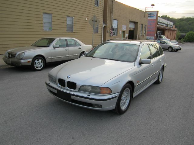 2000 BMW 5 series Heritage FX4 Supercrew