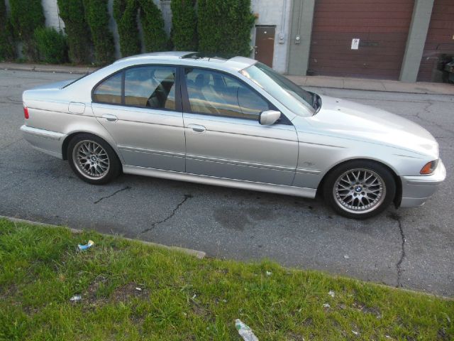 2002 BMW 5 series L.T. 4-w.d. 5.3L