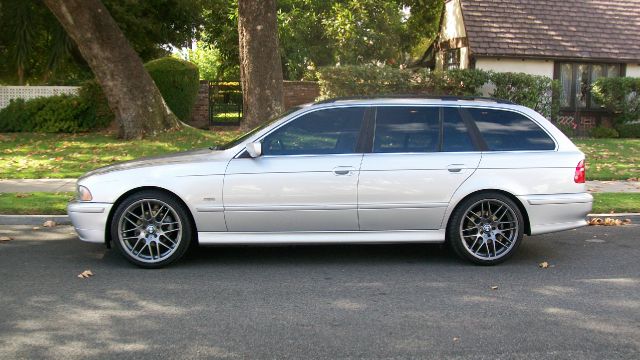 2002 BMW 5 series I6 Turbo
