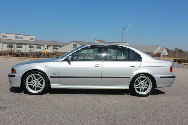 2003 BMW 5 series 3.0 Quattro 6 Speed W/ Leather