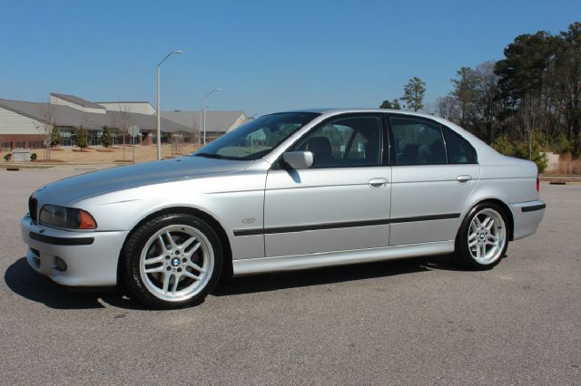 2003 BMW 5 series 3.0 Quattro 6 Speed W/ Leather
