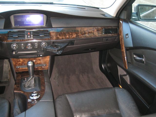 2006 BMW 5 series SLE ALL Wheel Drive