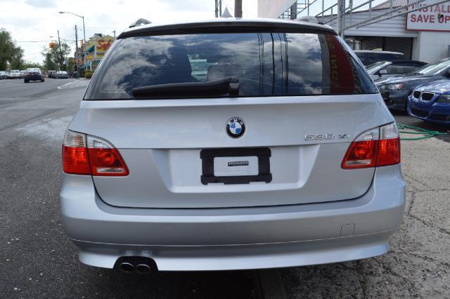 2006 BMW 5 series T6 AWD Leather Moonroof Navigation