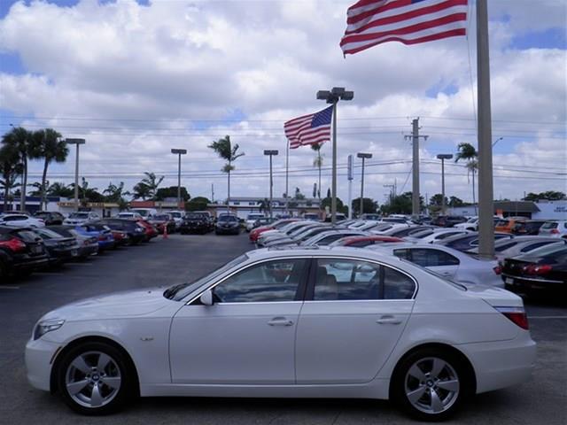 2008 BMW 5 series T6 AWD 7-passenger Leather Moonroof