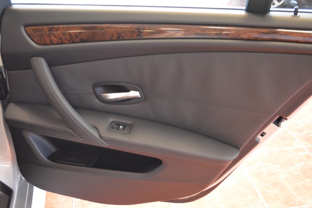 2008 BMW 5 series Luxury Premier