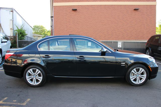 2009 BMW 5 series XLT Superduty Turbo Diesel