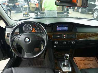 2009 BMW 5 series Se/fullyloaded