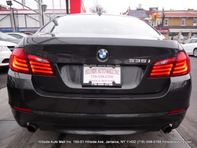 2011 BMW 5 series Se/fullyloaded