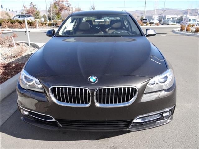 2014 BMW 5 series Se/fullyloaded
